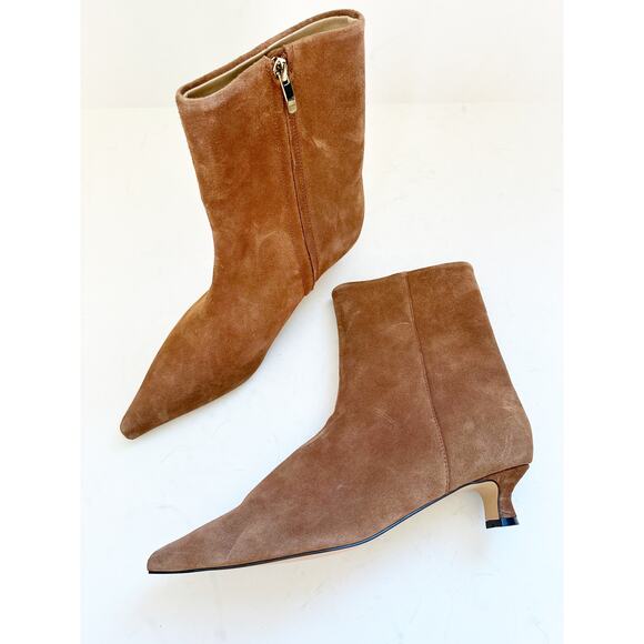 NWOB Ann Taylor Pointy Toe Suede Bootie Penny Brown 8 - Picture 1 of 4